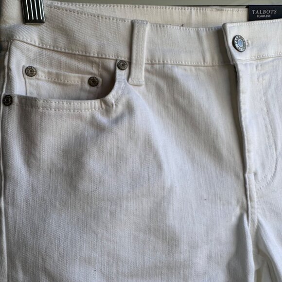 Talbots Flawless White Girlfriend Jeans 4P Ankle Length Mid-Rise Relaxed-Leg $95 - Picture 8 of 10